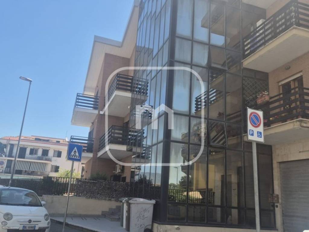 appartamento in vendita a Guidonia Montecelio in zona Villalba