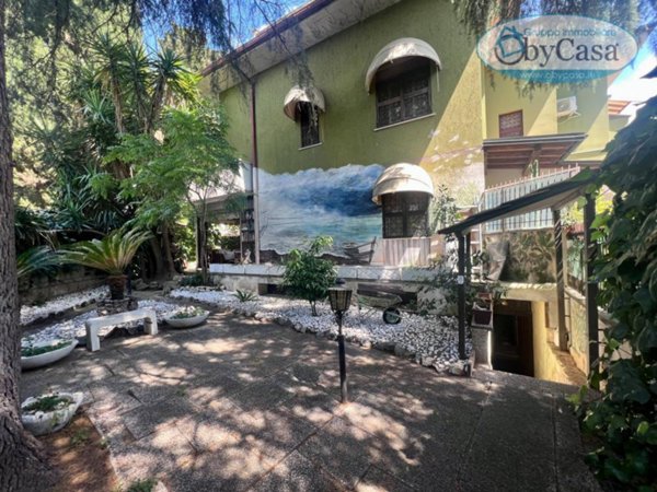 casa indipendente in vendita a Guidonia Montecelio