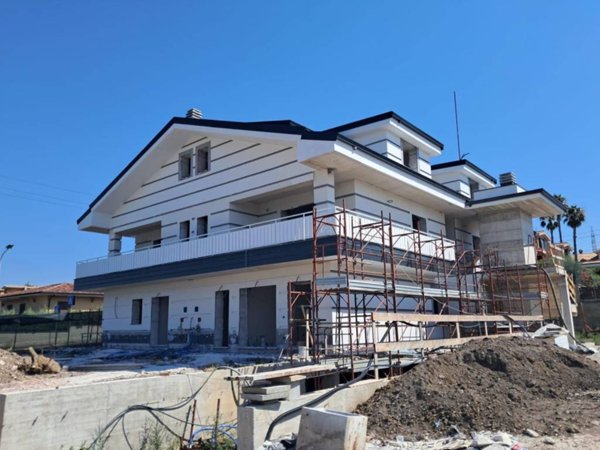 appartamento in vendita a Guidonia Montecelio in zona Setteville