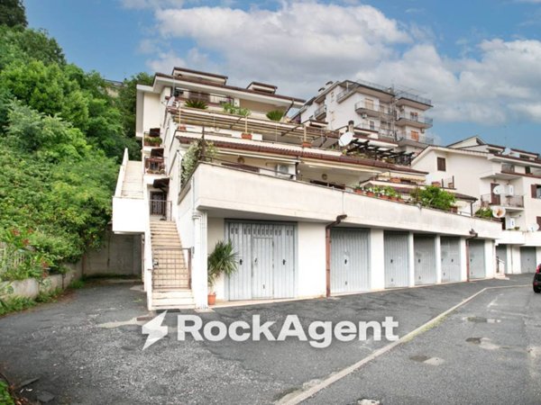 appartamento in vendita a Guidonia Montecelio in zona Montecelio
