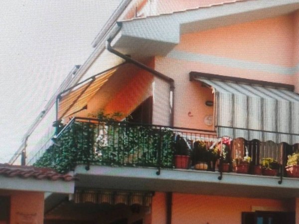 appartamento in vendita a Guidonia Montecelio in zona Villanova