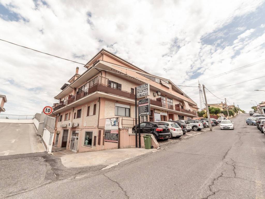 appartamento in vendita a Guidonia Montecelio in zona Setteville