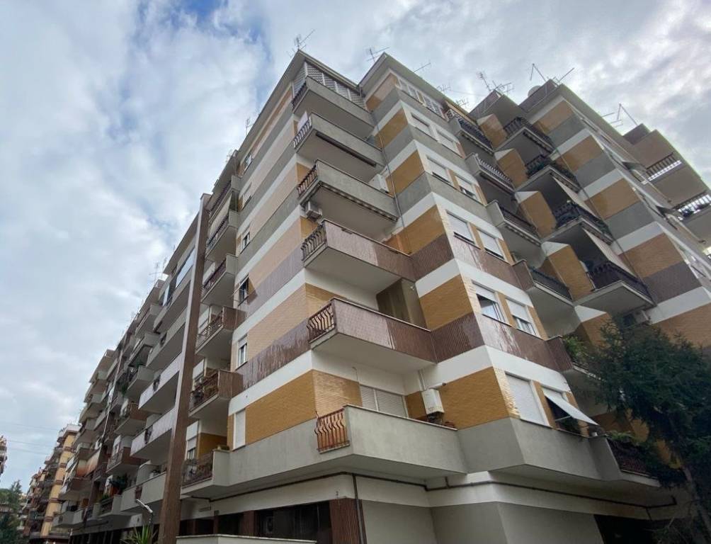 appartamento in vendita a Guidonia Montecelio in zona Colleverde