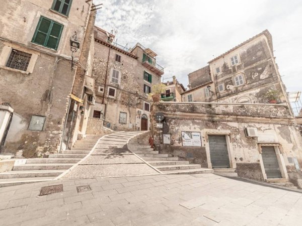 appartamento in vendita a Guidonia Montecelio in zona Montecelio