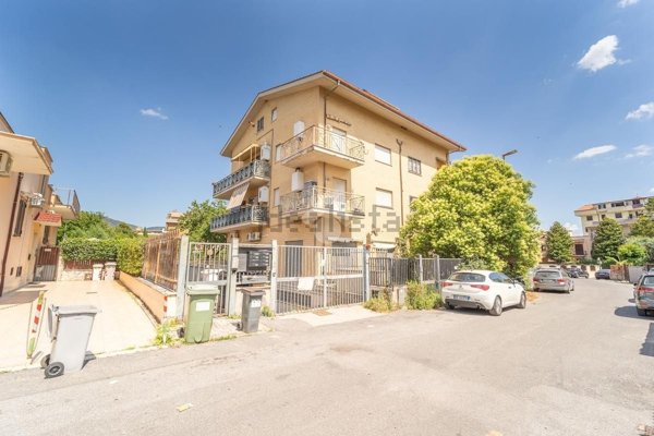 appartamento in vendita a Guidonia Montecelio in zona Villanova