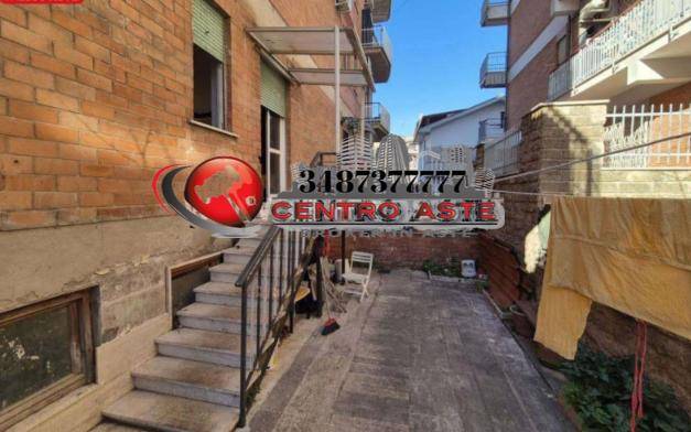 appartamento in vendita a Guidonia Montecelio in zona Villalba