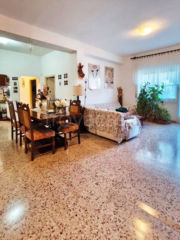 appartamento in vendita a Guidonia Montecelio in zona Guidonia