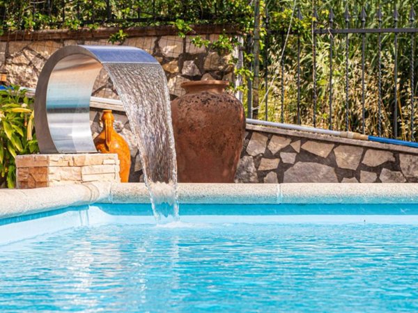 casa indipendente in vendita a Guidonia Montecelio in zona Marco Simone