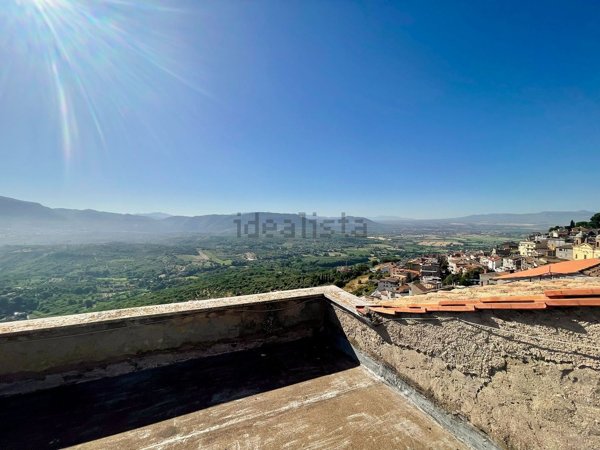 appartamento in vendita a Guidonia Montecelio in zona Montecelio