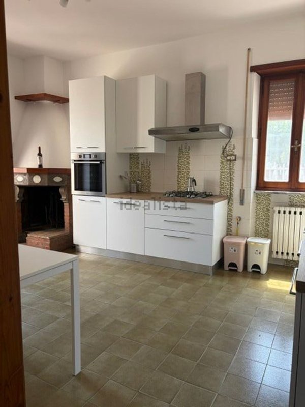 appartamento in vendita a Guidonia Montecelio in zona Marco Simone