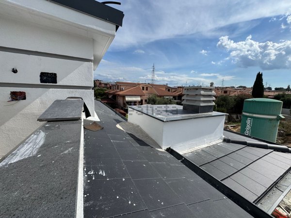 appartamento in vendita a Guidonia Montecelio in zona Marco Simone