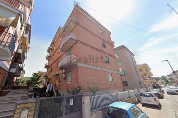 appartamento in vendita a Guidonia Montecelio in zona La Botte