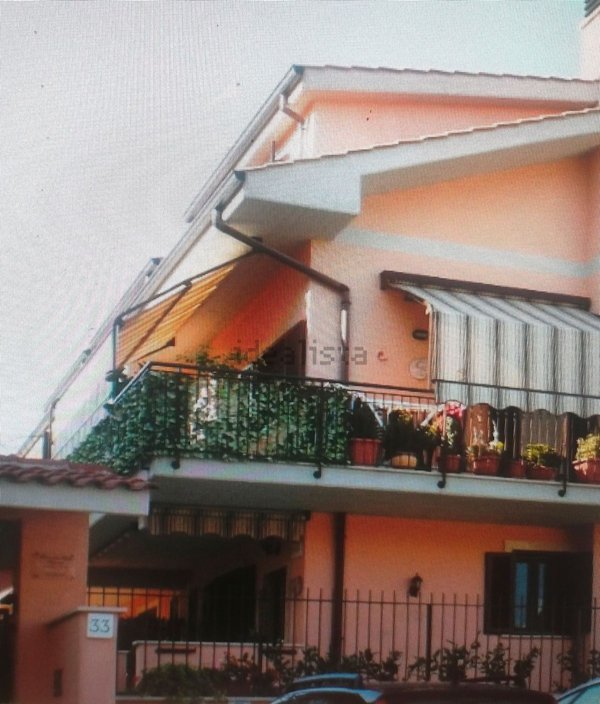 appartamento in vendita a Guidonia Montecelio in zona Guidonia