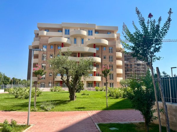 appartamento in vendita a Guidonia Montecelio in zona Colle Fiorito