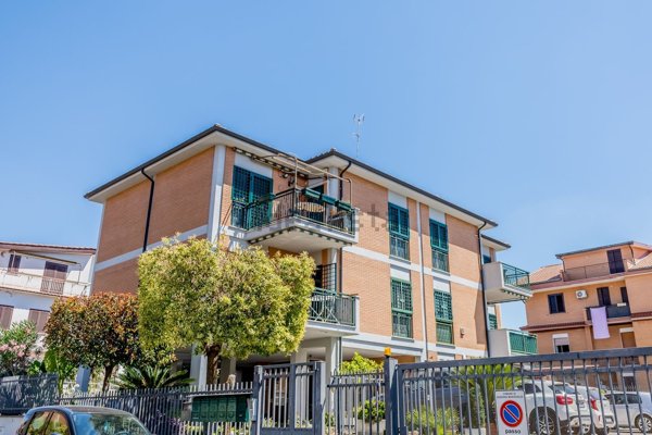 appartamento in vendita a Guidonia Montecelio in zona Setteville