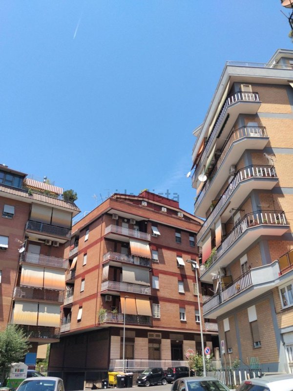 appartamento in vendita a Guidonia Montecelio in zona La Botte