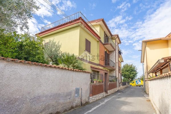 appartamento in vendita a Guidonia Montecelio in zona La Botte