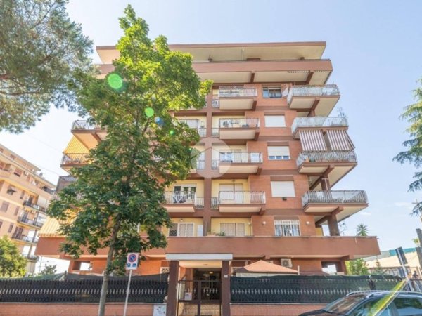 appartamento in vendita a Guidonia Montecelio in zona Colleverde