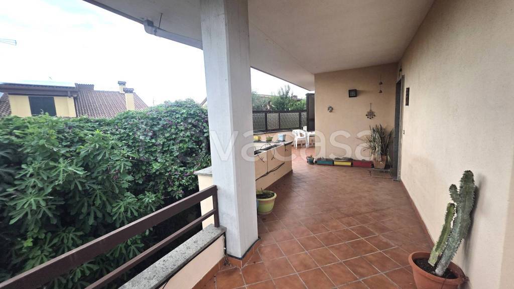casa indipendente in vendita a Guidonia Montecelio in zona Marco Simone