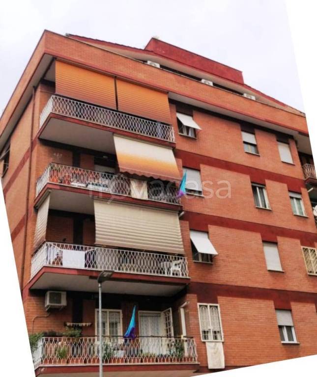 appartamento in vendita a Guidonia Montecelio in zona La Botte