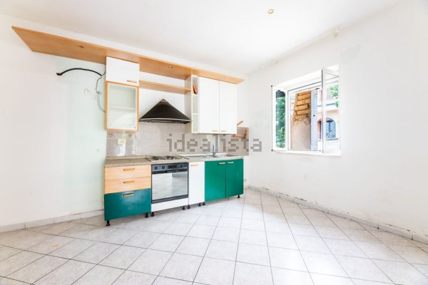 casa indipendente in vendita a Guidonia Montecelio in zona Marco Simone