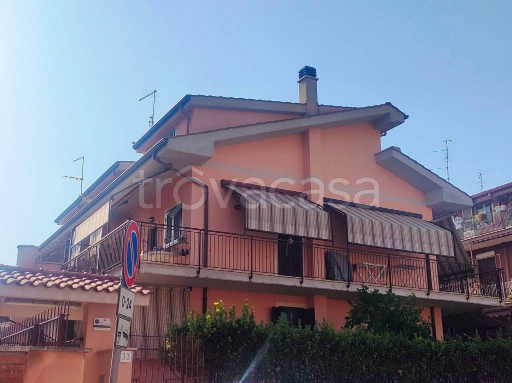 appartamento in vendita a Guidonia Montecelio in zona La Botte