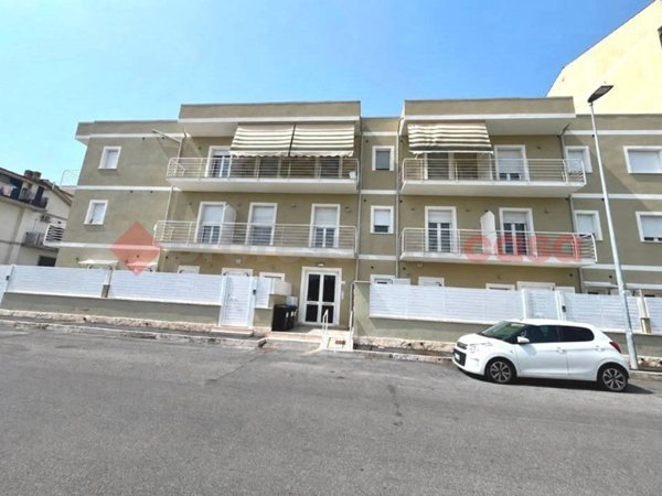 appartamento in vendita a Guidonia Montecelio in zona Villanova