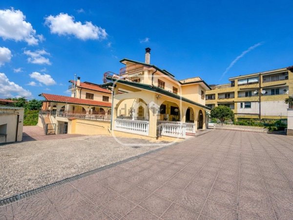casa indipendente in vendita a Guidonia Montecelio