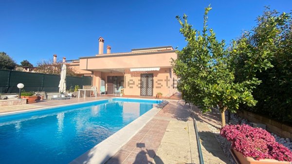 casa indipendente in vendita a Guidonia Montecelio