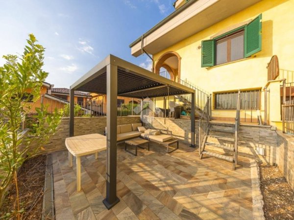 casa indipendente in vendita a Guidonia Montecelio in zona Marco Simone