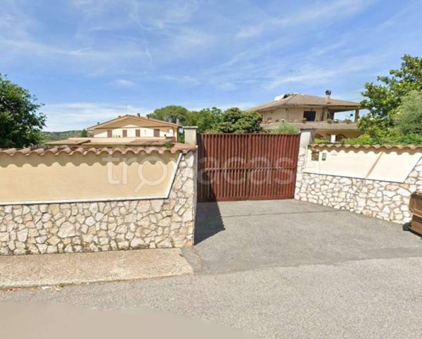 casa indipendente in vendita a Guidonia Montecelio in zona Marco Simone