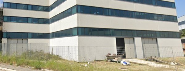 locale commerciale in vendita a Guidonia Montecelio in zona Montecelio