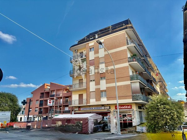 appartamento in vendita a Guidonia Montecelio in zona Guidonia