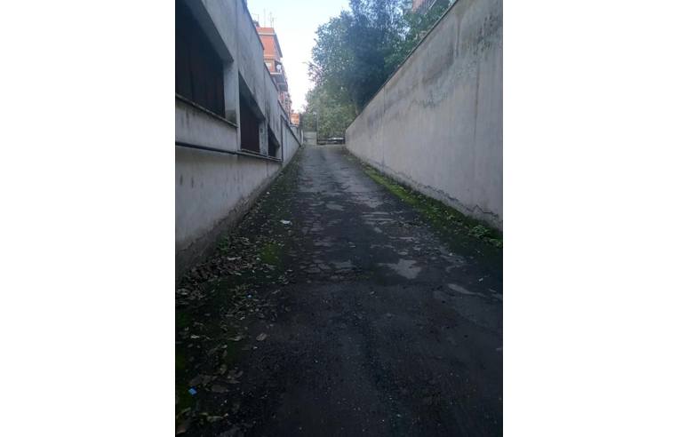 box auto in vendita a Guidonia Montecelio in zona La Botte