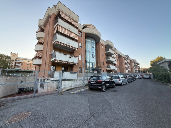 box auto in vendita a Guidonia Montecelio
