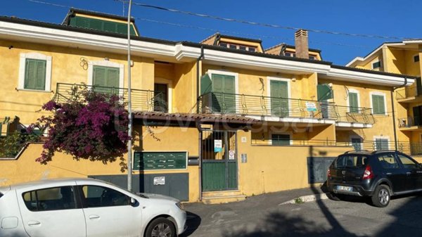 appartamento in vendita a Guidonia Montecelio in zona Pichini