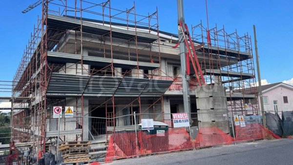 appartamento in vendita a Guidonia Montecelio in zona Marco Simone