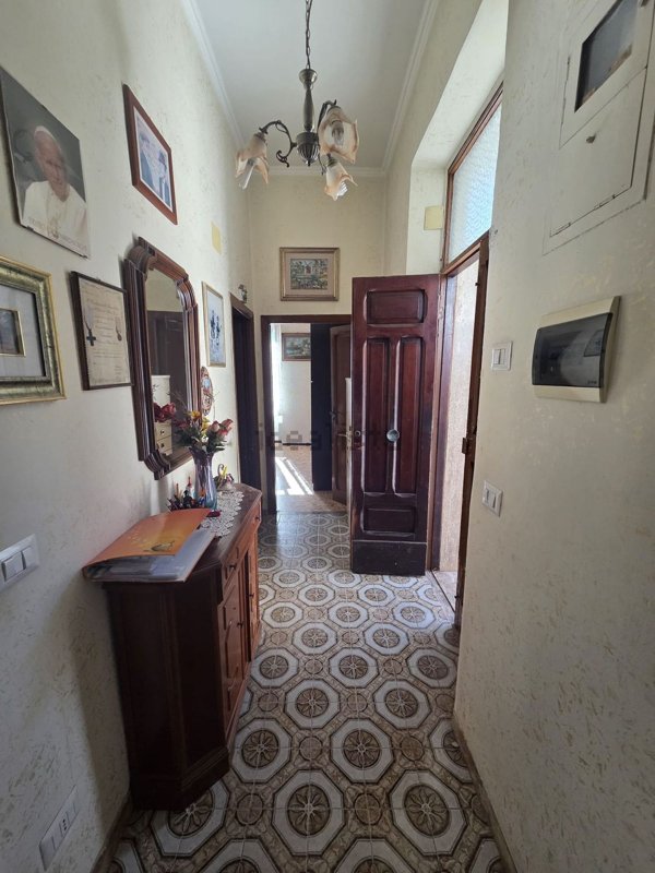 casa indipendente in vendita a Guidonia Montecelio in zona La Botte