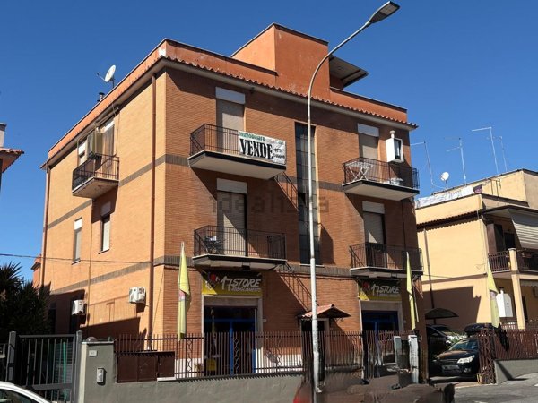 appartamento in vendita a Guidonia Montecelio in zona La Botte