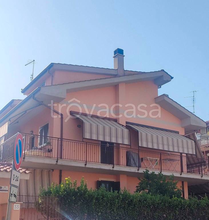 appartamento in vendita a Guidonia Montecelio in zona La Botte