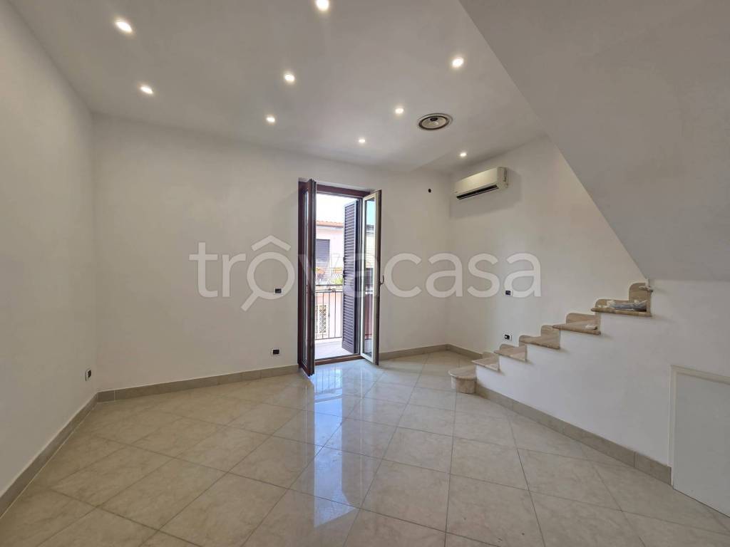 appartamento in vendita a Guidonia Montecelio in zona Villalba