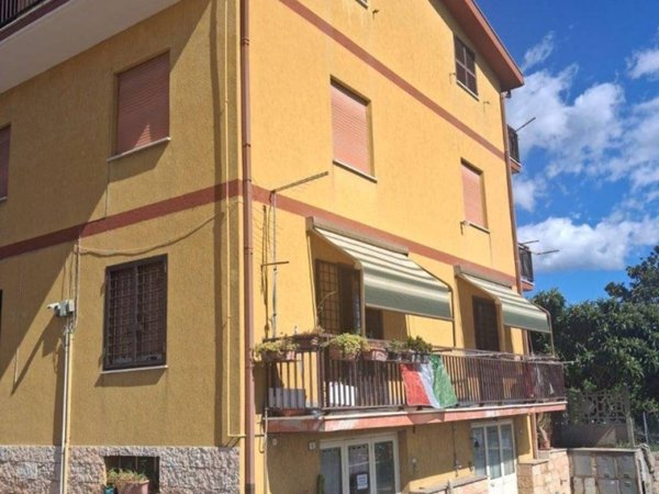 appartamento in vendita a Guidonia Montecelio in zona Guidonia
