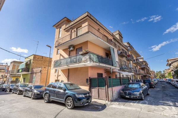 appartamento in vendita a Guidonia Montecelio in zona La Botte