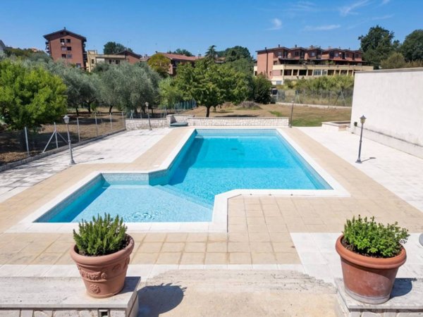 appartamento in vendita a Guidonia Montecelio