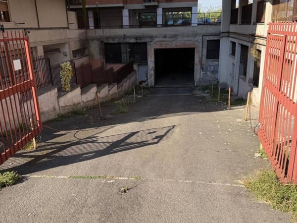 box auto in vendita a Guidonia Montecelio in zona La Botte