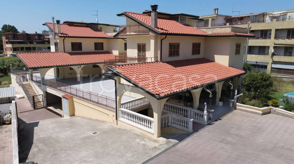 casa indipendente in vendita a Guidonia Montecelio