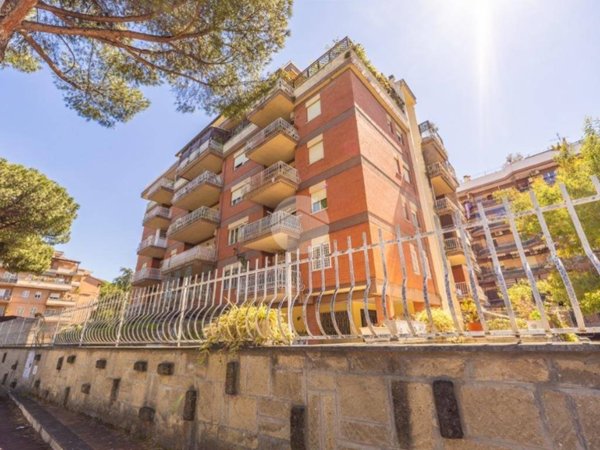 appartamento in vendita a Guidonia Montecelio in zona Colleverde