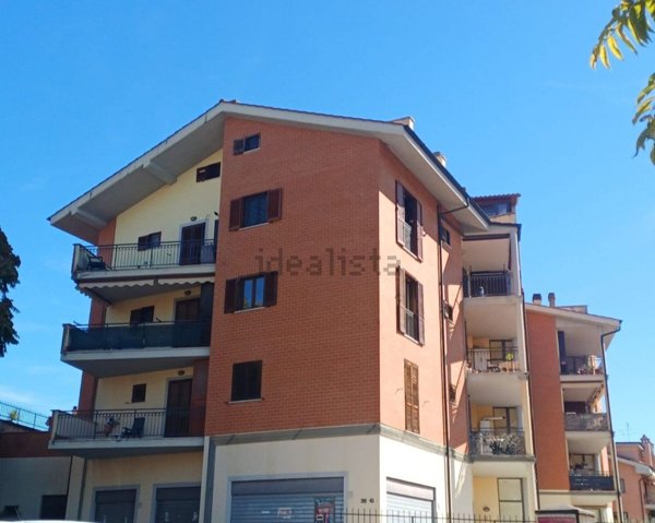 appartamento in vendita a Guidonia Montecelio in zona Guidonia