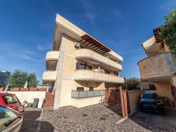 casa indipendente in vendita a Guidonia Montecelio