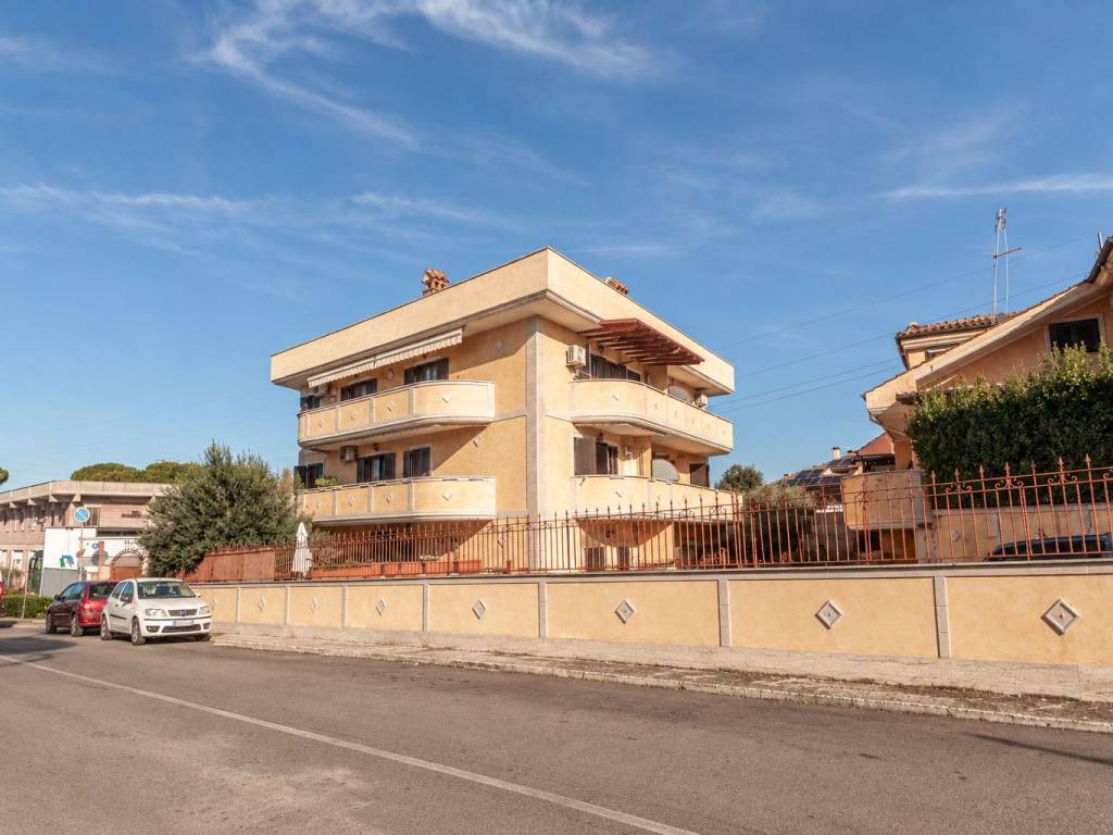 casa indipendente in vendita a Guidonia Montecelio